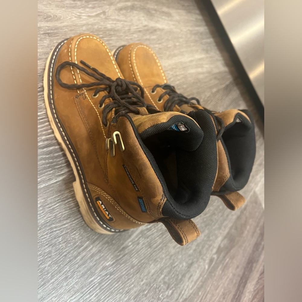 Ariat Moc Toe Boot (Men’s) - Picture 2 of 9